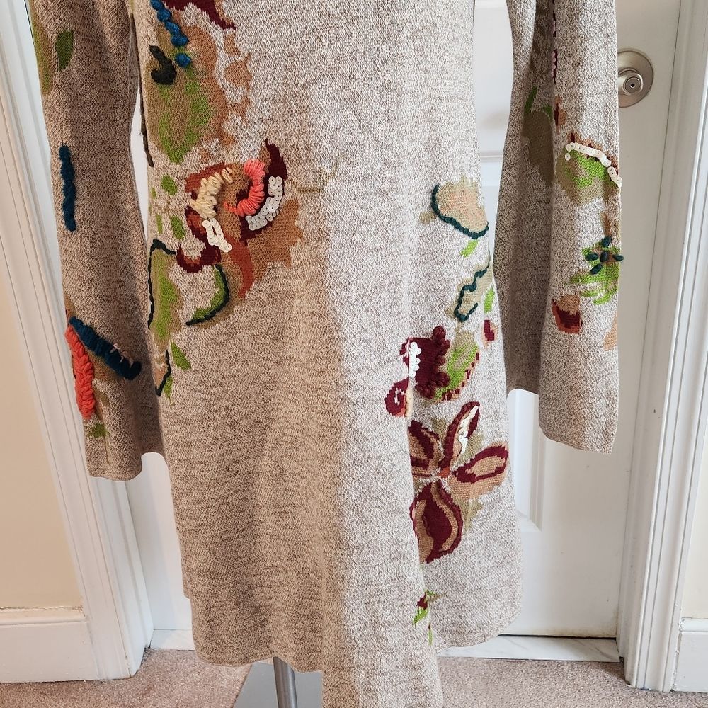 Stunning Anthropologie sweater dress Swing with Petals, new with tags, size M - Picture 3 of 12
